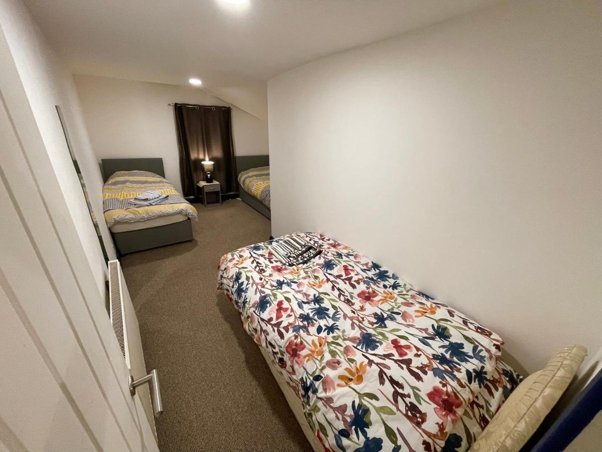 2 Bedroom Cottage Gloucester City Center Ngoại thất bức ảnh
