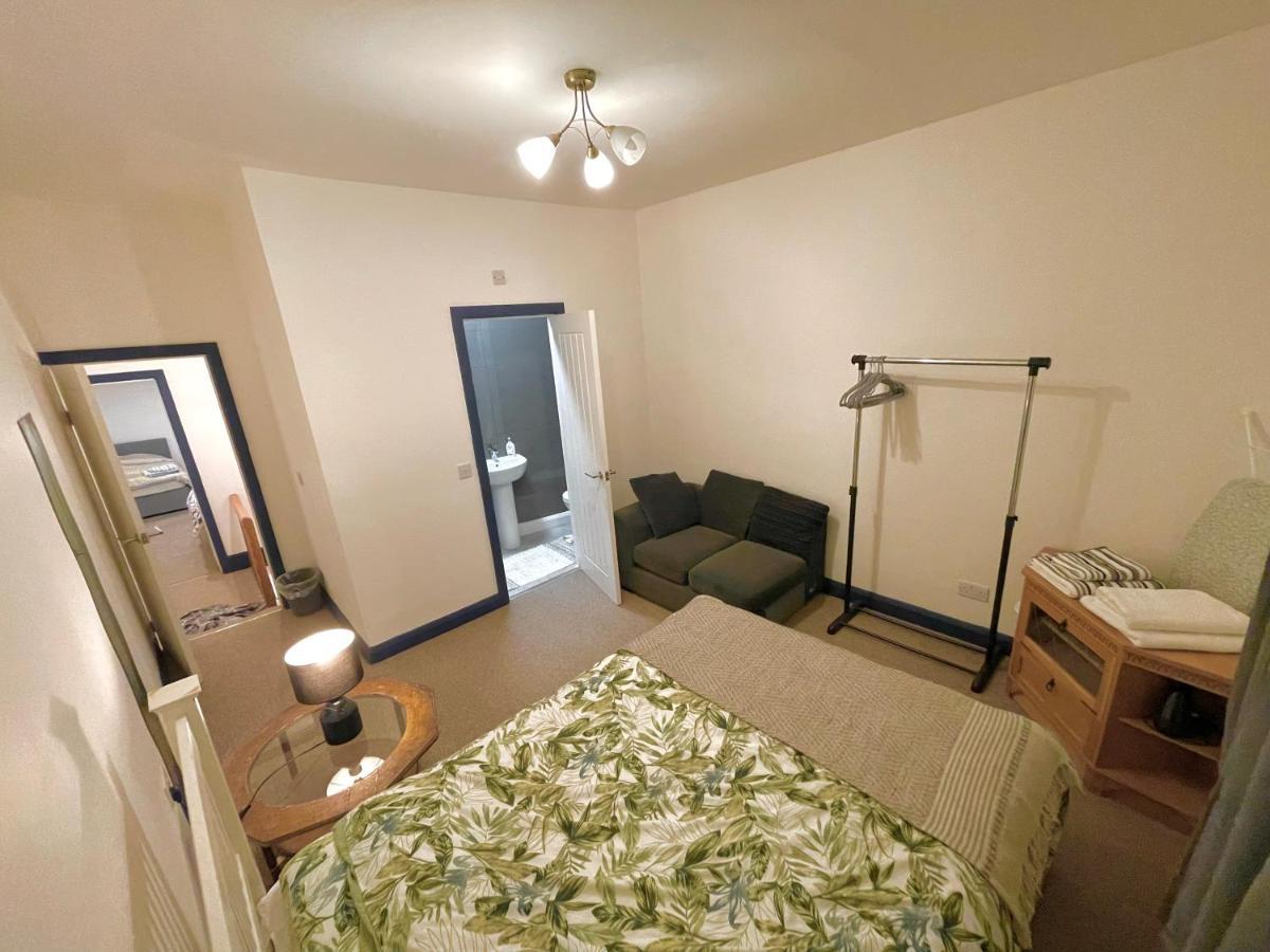 2 Bedroom Cottage Gloucester City Center Ngoại thất bức ảnh